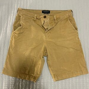 American Eagle Men's Tan Shorts